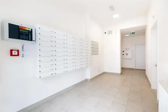 Pronájem bytu 1+kk, Praha - Vysočany, Lisabonská, 20 m2