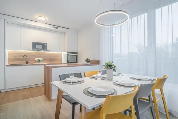 Pronájem bytu 2+1, Praha - Prosek, Litoměřická, 55 m2