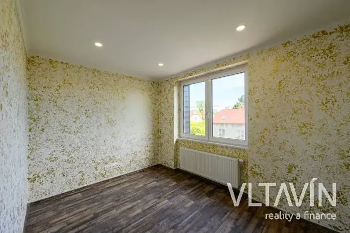 Prodej rodinného domu, Praha - Horní Počernice, Jeřická, 232 m2