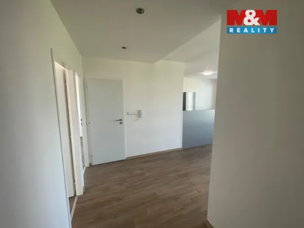 Pronájem bytu 3+kk, Praha - Braník, Novodvorská, 55 m2