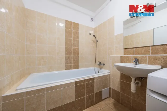 Prodej bytu 3+kk, Holubice - Kozinec, Lipová, 86 m2