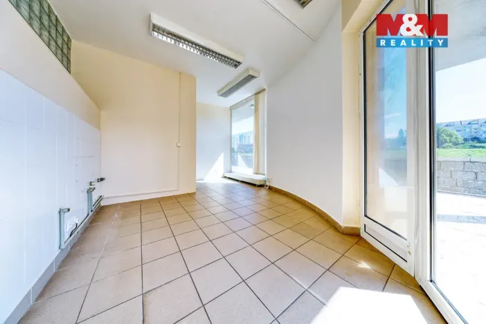 Prodej obchodního prostoru, Písek - Pražské Předměstí, Čechova, 53 m2
