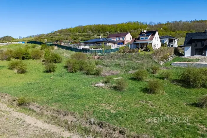 Prodej pozemku pro bydlení, Lužice, 1305 m2