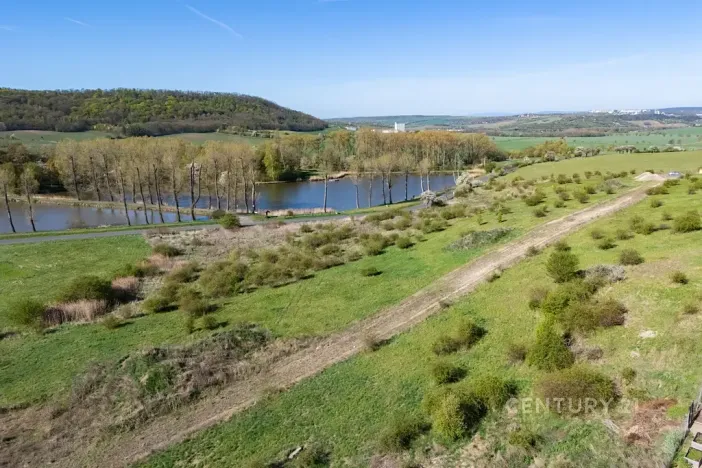 Prodej pozemku pro bydlení, Lužice, 1215 m2