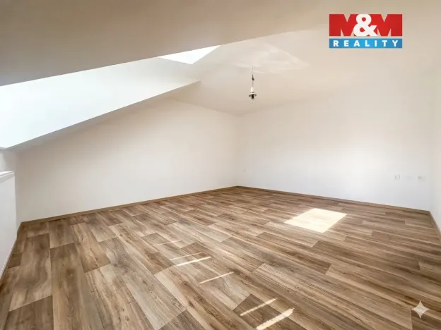 Pronájem bytu 1+1, Jedlová, 42 m2