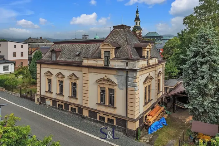 Prodej rodinného domu, Nový Bor, Boženy Němcové, 280 m2
