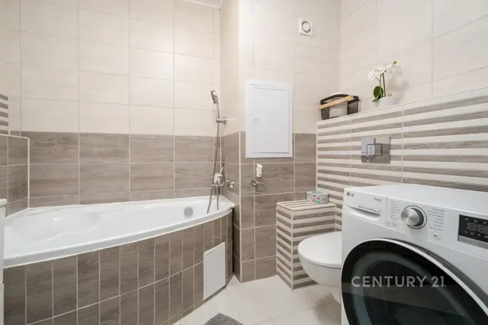 Prodej bytu 3+1, Děčín, Oblouková, 74 m2