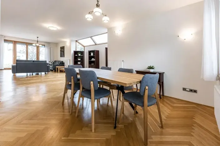 Pronájem rodinného domu, Praha - Nebušice, Požárnická, 350 m2