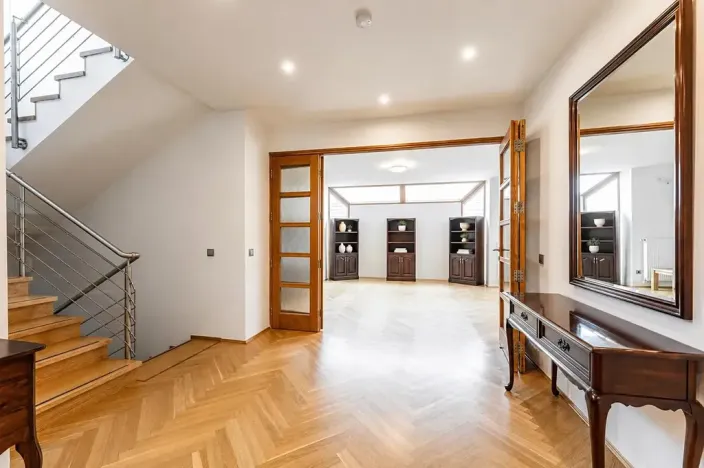Pronájem rodinného domu, Praha - Nebušice, Požárnická, 350 m2