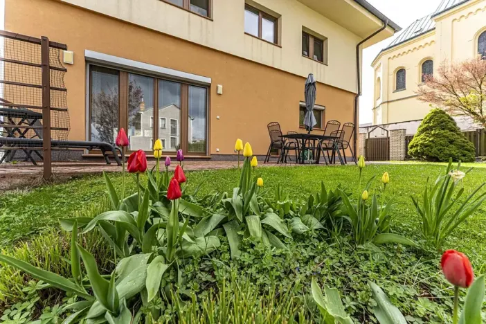 Pronájem rodinného domu, Praha - Nebušice, Požárnická, 350 m2
