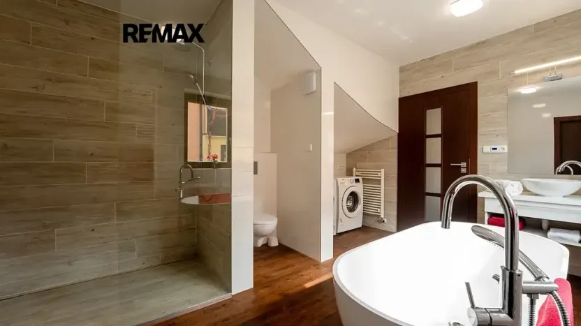 Prodej rodinného domu, Brno, Slatinka, 220 m2