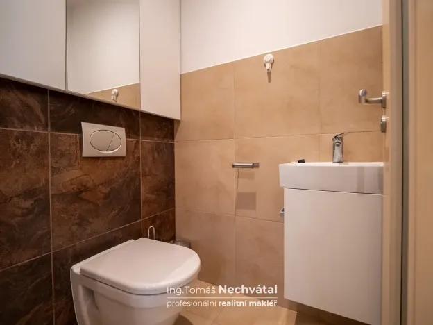 Pronájem bytu 2+1, Brno - Obřany, Fryčajova, 48 m2