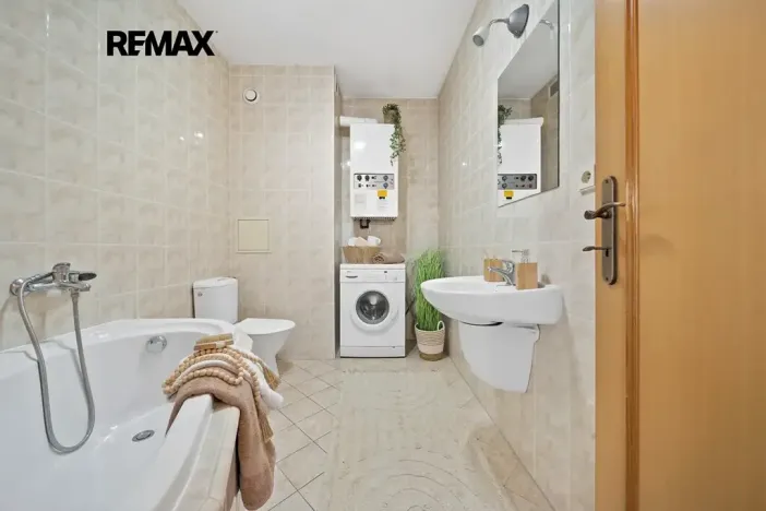 Prodej bytu 2+kk, Brno, Podbělová, 43 m2