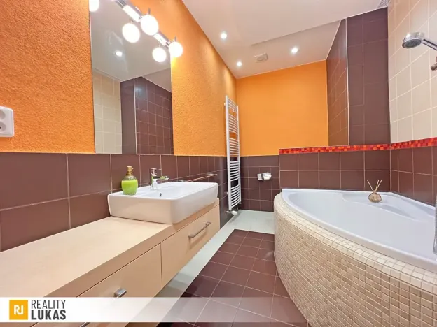Pronájem bytu 3+kk, Ostrava, Mírová, 95 m2