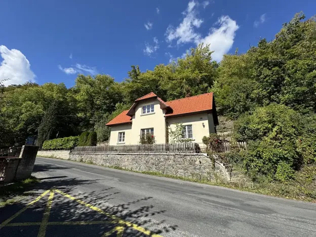 Prodej chalupy, Roztoky, 108 m2