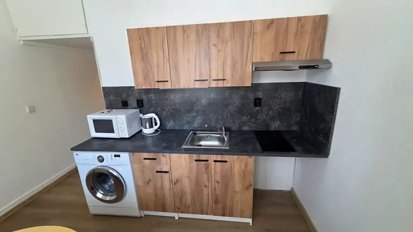 Pronájem bytu 1+1, Frýdek-Místek, Pionýrů, 37 m2