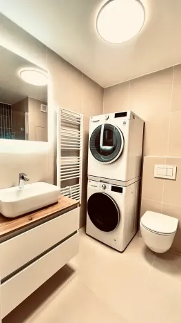 Pronájem bytu 2+kk, Praha - Kobylisy, Taussigova, 48 m2