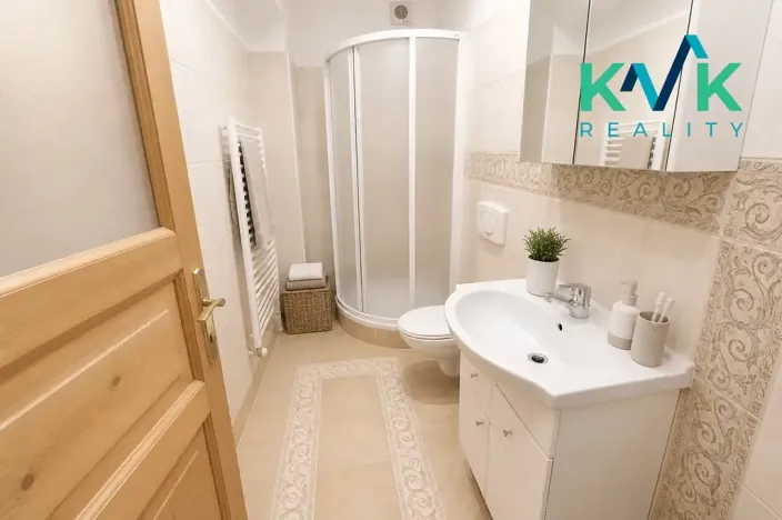 Pronájem bytu 1+1, Karlovy Vary, Bečovská, 38 m2