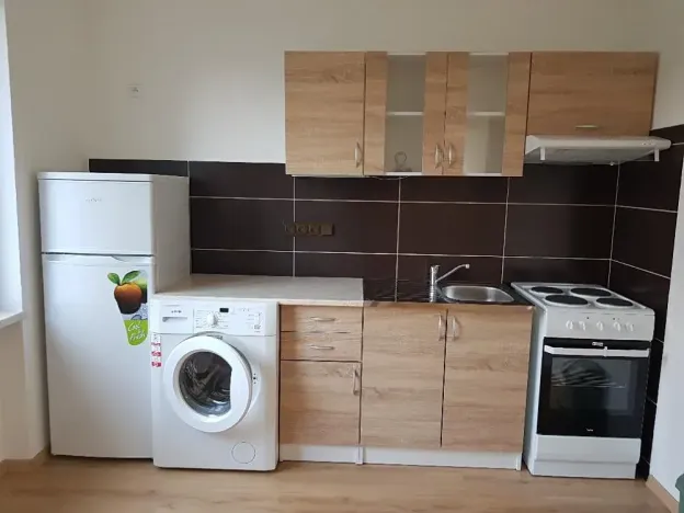 Pronájem bytu 1+1, Žďár nad Sázavou, Nerudova, 34 m2