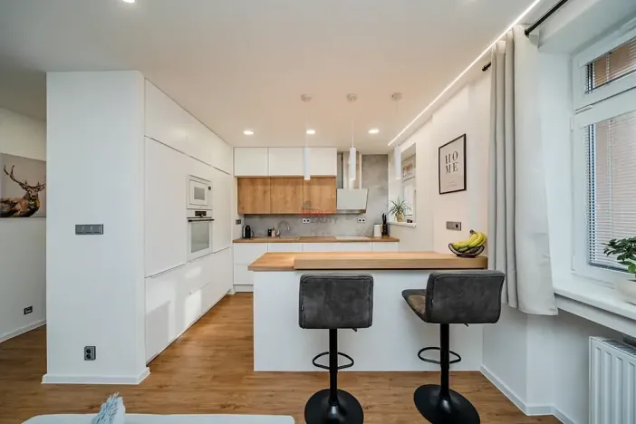 Pronájem bytu 3+kk, Ostrava, Šrobárova, 75 m2