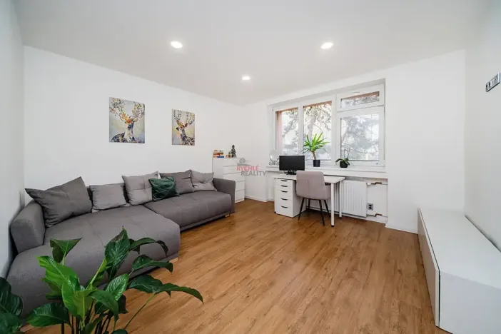 Pronájem bytu 3+kk, Ostrava, Šrobárova, 75 m2