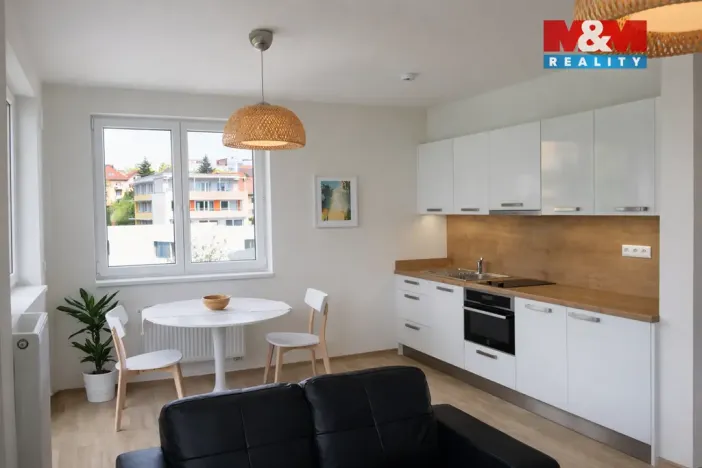 Pronájem bytu 1+kk, Praha, Záveská, 32 m2