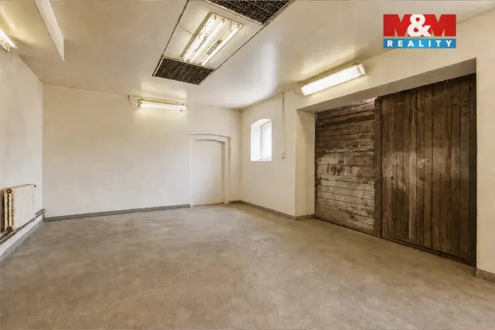 Prodej obchodního prostoru, Veltěže, 178 m2