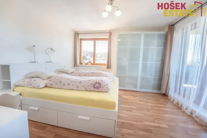Prodej bytu 3+kk, Holubice, 79 m2