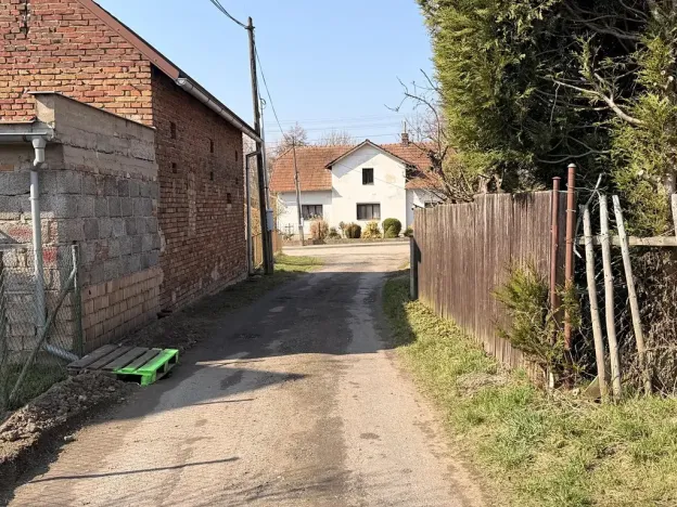 Prodej pozemku pro bydlení, Obruby, 1200 m2