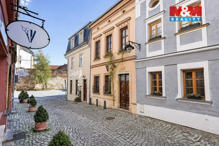 Prodej rodinného domu, Olomouc, Šemberova, 420 m2