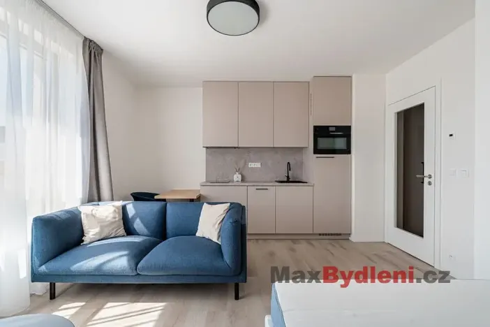 Pronájem bytu 1+kk, Liberec, Polní, 35 m2