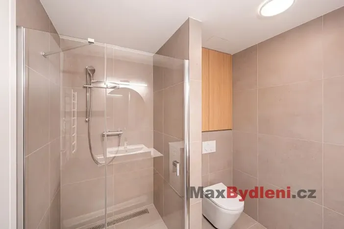 Pronájem bytu 1+kk, Liberec, Polní, 35 m2