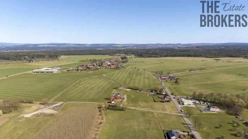 Prodej komerčního pozemku, Horní Jelení, 25556 m2