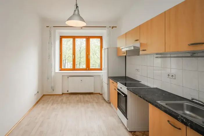 Pronájem bytu 1+1, Praha - Vršovice, Volyňská, 49 m2