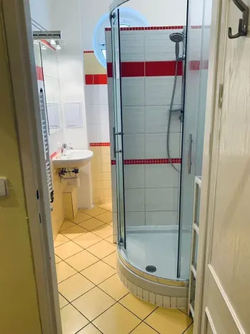 Pronájem bytu 1+kk, Praha - Holešovice, U Pergamenky, 28 m2