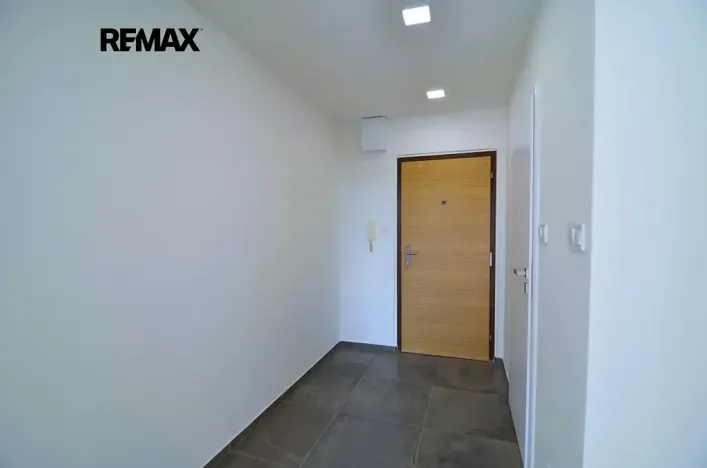 Pronájem bytu 2+kk, Praha - Stodůlky, Nušlova, 46 m2