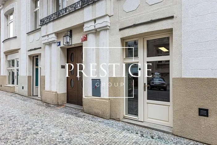 Pronájem obchodního prostoru, Praha - Smíchov, Pecháčkova, 121 m2