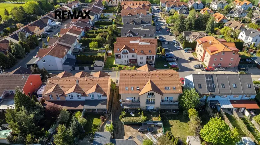 Prodej bytu 1+kk, Nupaky, Za Hotelem, 52 m2