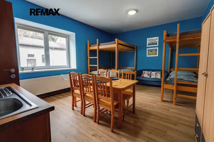 Prodej ubytování, Lipová-lázně, 703 m2
