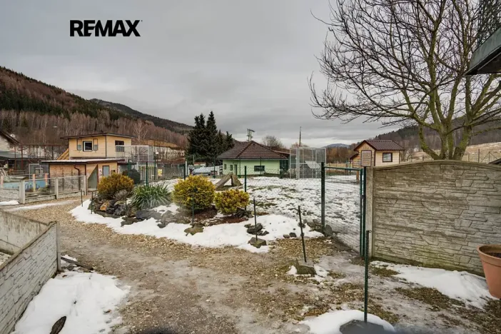 Prodej ubytování, Lipová-lázně, 703 m2
