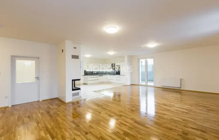 Pronájem vily, Praha, Ke smrčině, 260 m2