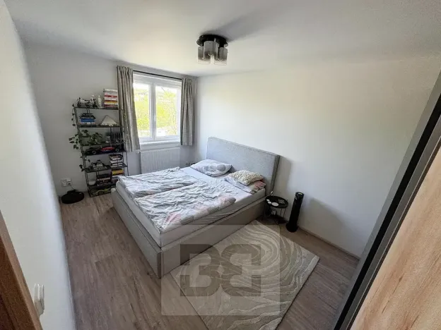 Pronájem bytu 2+kk, Praha - Vysočany, Pod Harfou, 56 m2