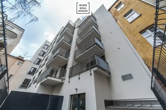 Prodej obchodního prostoru, Praha - Smíchov, Pod Barvířkou, 73 m2