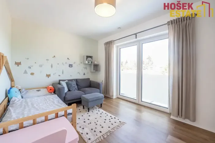 Pronájem rodinného domu, Holubice, 122 m2