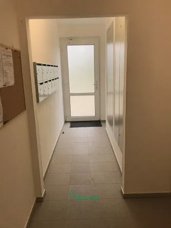 Pronájem bytu 1+kk, Hýskov, Kladenská, 33 m2