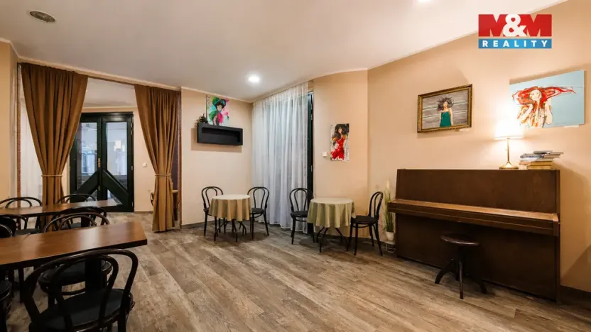 Pronájem obchodního prostoru, Praha - Kunratice, Jana Růžičky, 76 m2