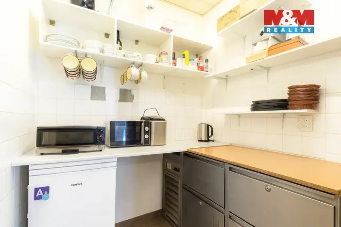 Pronájem obchodního prostoru, Praha - Kunratice, Jana Růžičky, 76 m2