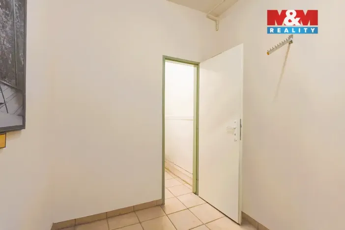 Pronájem obchodního prostoru, Praha - Kunratice, Jana Růžičky, 76 m2