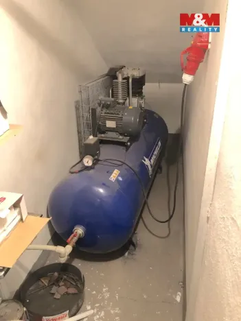 Pronájem obchodního prostoru, Prostějov, nám. Spojenců, 51 m2