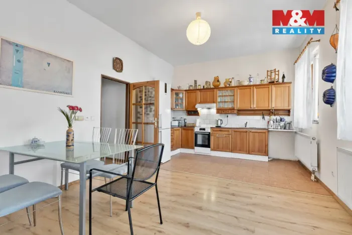 Prodej obchodního prostoru, Mimoň - Mimoň II, náměstí Čsl. armády, 150 m2